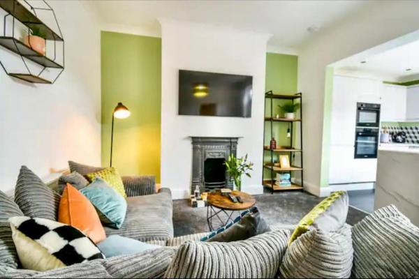 Benson House 4 Bedrooms Workstays Uk - Stockton-on-Tees