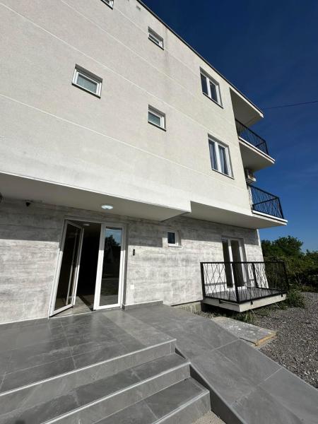 Στη φωτογραφία φαίνεται το αντικείμενο Apartman Andjela που βρίσκεται στην πόλη Surčin.
