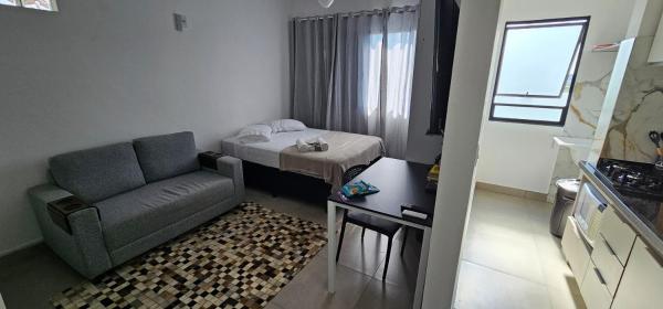 The photo shows the Blue Lagoon Studios - un 21 - Funcional Completo Confortável - Suzano located in the city of Suzano.