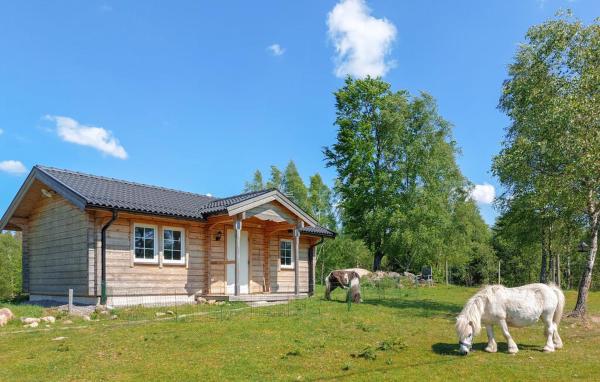 A la foto es mostra l'objecte STUGA COTTAGE ÄNGELHOLM lantlig, on horsefarm situat a la ciutat de Äspenäs.