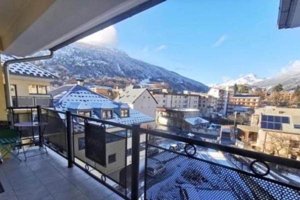Na fotografii je vidět objekt 3 rooms duplex with balcony nacházející se ve městě Briançon.