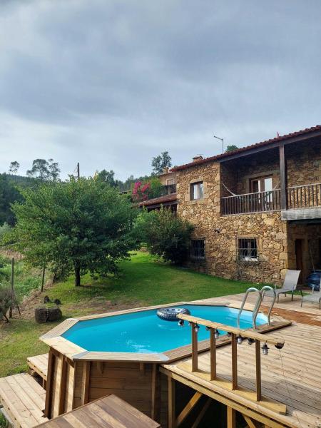 Nella foto è visibile l'oggetto Casa da Touça situato nella città di Codeçoso.