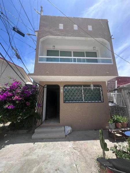A la foto es mostra l'objecte Condominio Azucenas situat a la ciutat de Acapulco.