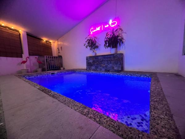 A la foto es mostra l'objecte Scarlett Rae Private Pool Villa 1 situat a la ciutat de Ángeles.