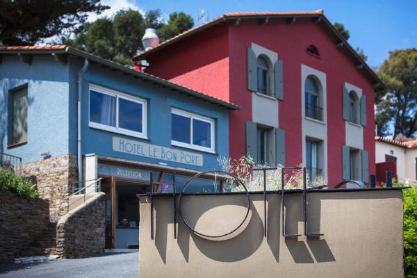 På billedet ses objektet Hotel Le Bon Port beliggende i byen Collioure.