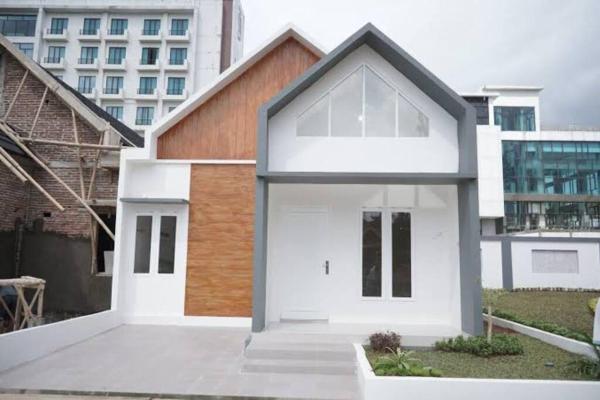 På bildet vises objektet Sapphire Town House Purbalingga som ligger i byen Bantarwaru.