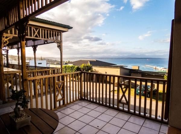 På bilden syns objektet Mossel Bay live a little som ligger i staden Mossel Bay.