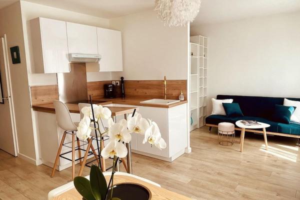 På billedet ses objektet Studio moderne avec parking - Quartier Montchat beliggende i byen Lyon.