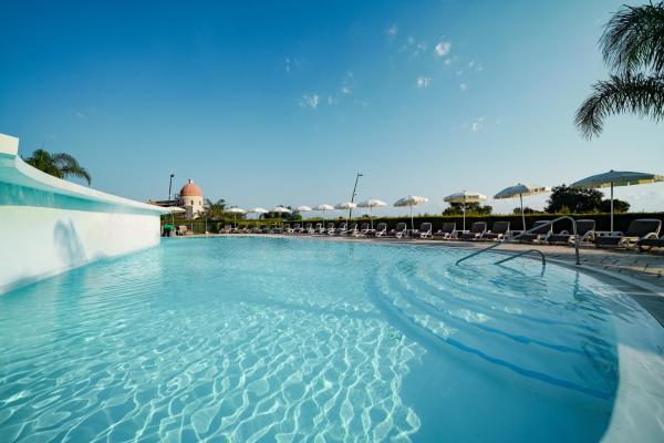 A la foto es mostra l'objecte Sentido Michelizia Tropea Resort situat a la ciutat de Tropea.