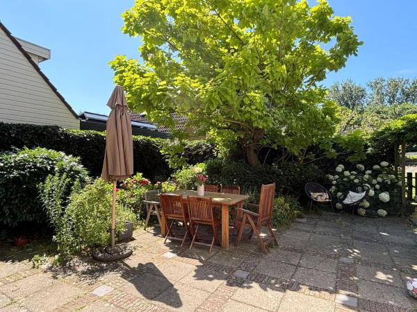 Holiday Home Near Noordwijk Beach - Lisse