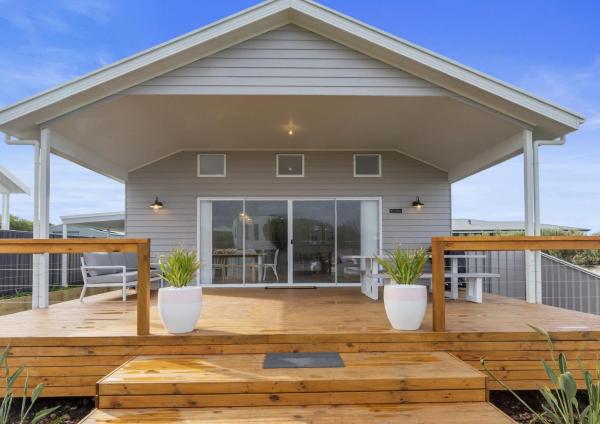 The photo shows the Nest 6 Battunga Ave Port Elliot - No Linen Included located in the city of Port Elliot.