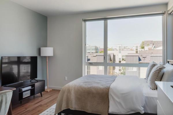 A la foto es mostra l'objecte Blueground Capitol Hill fitness center wd SEA-760 situat a la ciutat de Seattle.
