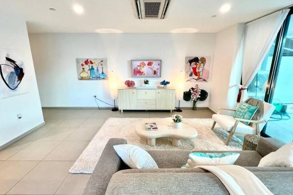 Modern 1250sqft Luxury Condo at Ciudadela, San Juan