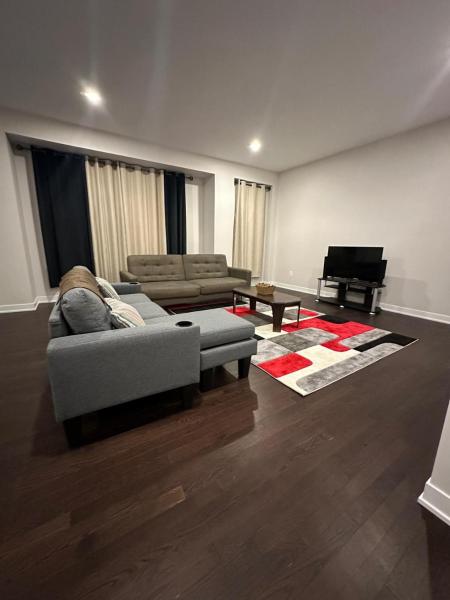 The photo shows the House of Peace - Includes Wi-Fi, Netflix located in the city of Ottawa.