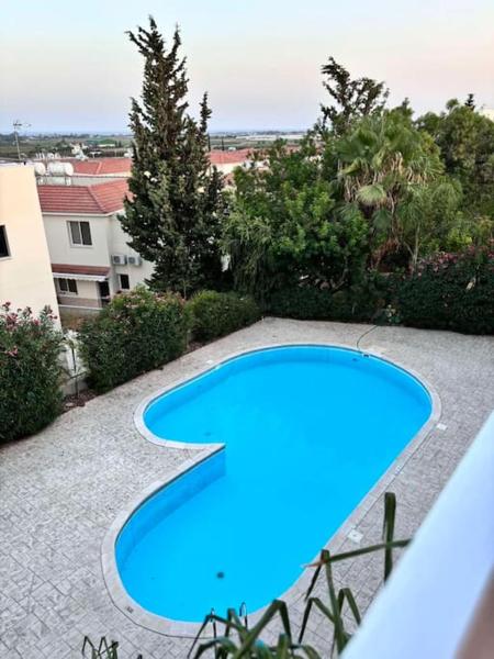 På bilden syns objektet Two Bedroom Luxury Apartment som ligger i staden Kivisil.