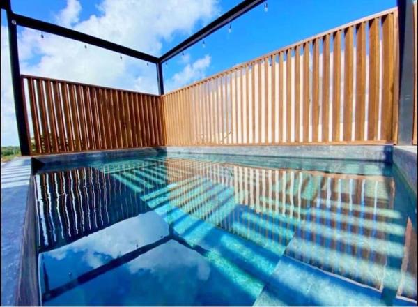 Na zdjęciu widoczny jest obiekt Trendy Tulum Studio with Pool położony w mieście Tulum.