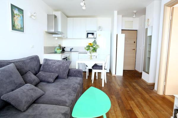 På bilden syns objektet Apartment Renči with sea view som ligger i staden Split.