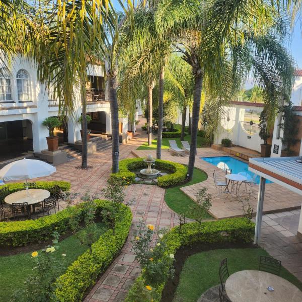 A la foto es mostra l'objecte Casa Grande Guest Lodge situat a la ciutat de Brits.
