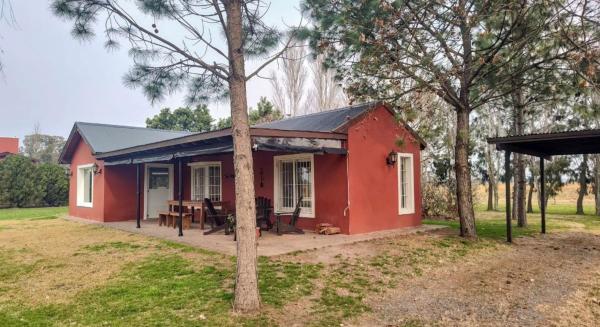 Na zdjęciu widoczny jest obiekt Finca Las Tres Marías położony w mieście Tomás Jofré.