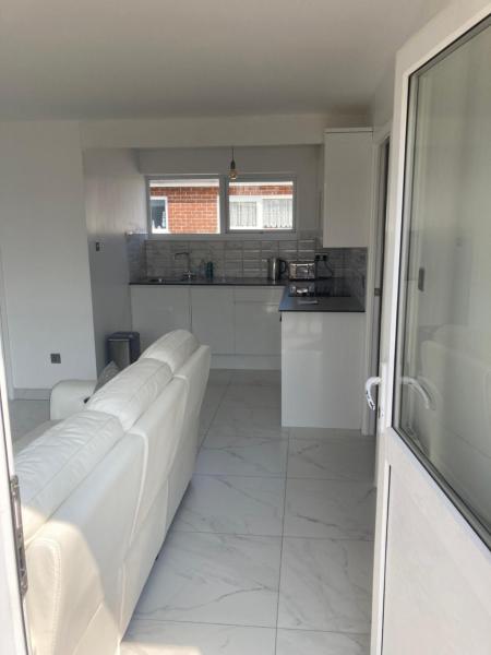 A la foto es mostra l'objecte 2 bed chalet romney sands situat a la ciutat de Lydd.