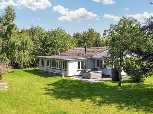 På billedet ses objektet 4 star holiday home in Gedsted-By Traum beliggende i byen Ålestrup.