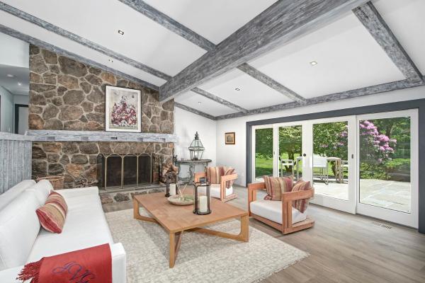 A la foto es mostra l'objecte Charming Country Retreat situat a la ciutat de Fairfield.