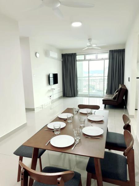 Na fotografii je vidět objekt Tur16 SPlCE 10pax 4room Private House nacházející se ve městě Bayan Lepas.
