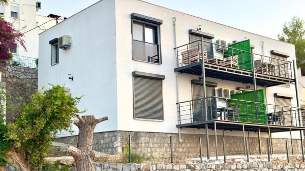 A la foto es mostra l'objecte İncebel Tatil Sitesi situat a la ciutat de Dalaman.