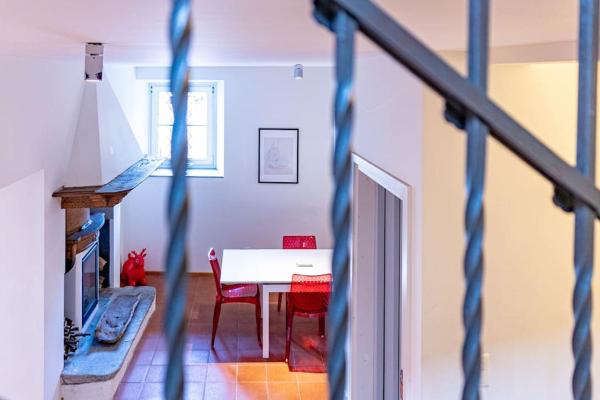 Στη φωτογραφία φαίνεται το αντικείμενο Charme Maison - Ticino - YouStay που βρίσκεται στην πόλη Meride.