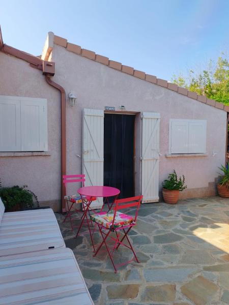 A la foto es mostra l'objecte Casa Davia. Studio indépendant meublé. situat a la ciutat de Furiani.