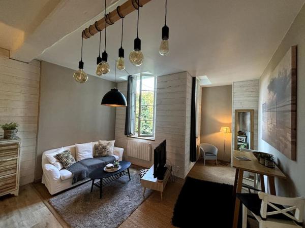 Apartment in downtown Bordeaux, Bordeaux