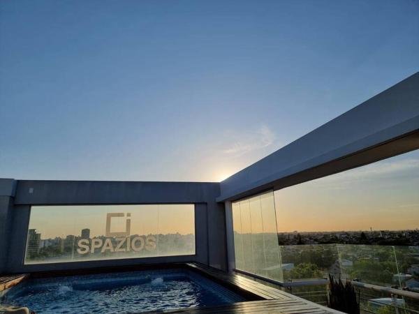 På bilden syns objektet En Buenos Aires Bello Departamento con Piscina som ligger i staden Villa Bosch.