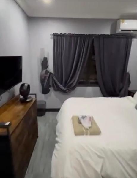 A la foto es mostra l'objecte RiserHomes situat a la ciutat de Lagos.