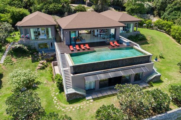 På billedet ses objektet Stunning 4br sea-view villa beliggende i byen Koh Samui.