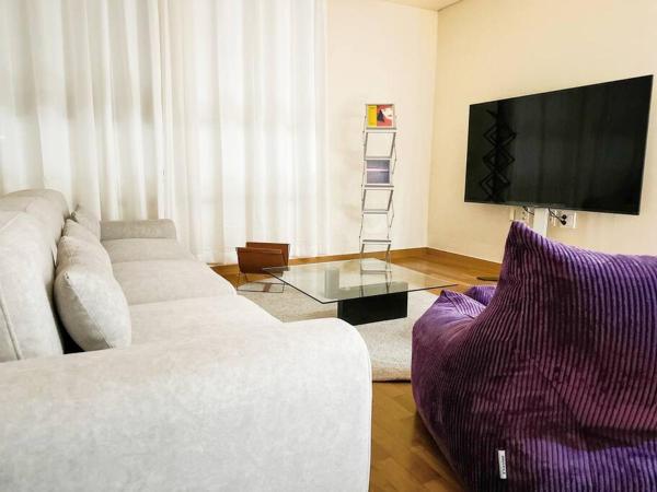 Foto 5: Spacious & Modern Family Retreat