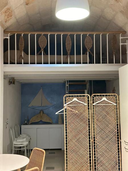 A la foto es mostra l'objecte Polignano Holiday Home situat a la ciutat de Polignano a Mare.