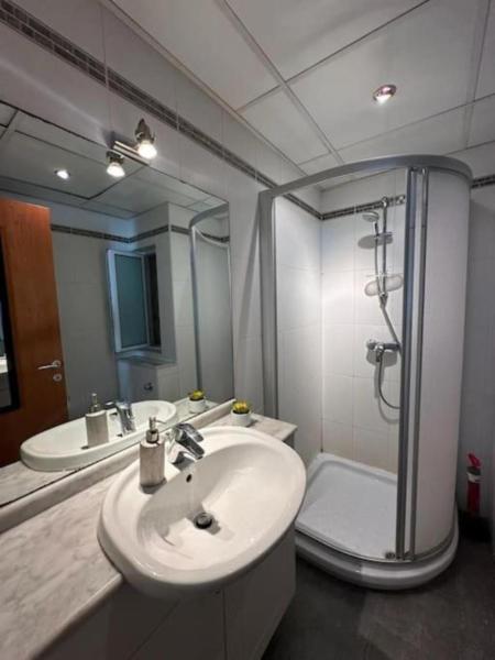 Flat in the heart of St Julians photo 8