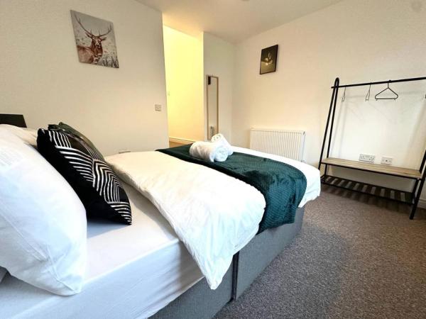 A la foto es mostra l'objecte Coventry Comfort 5-Bedroom Home situat a la ciutat de Coventry.