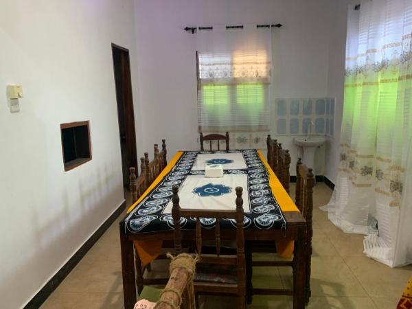 A la foto es mostra l'objecte Nyumba nyeupe holiday home situat a la ciutat de Makunduchi.