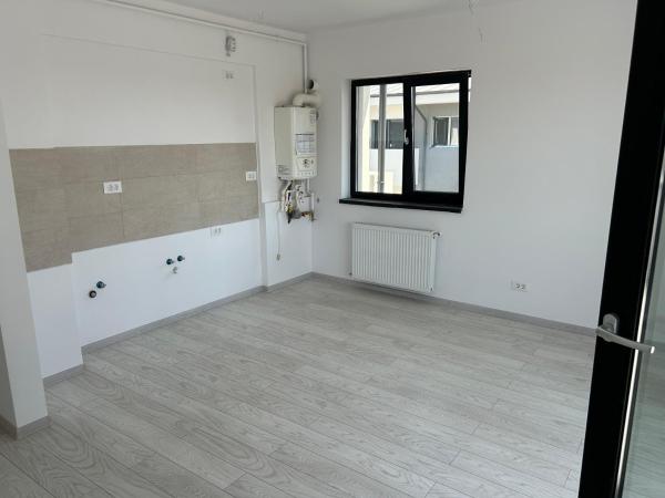 A la foto es mostra l'objecte Alexandra 99E situat a la ciutat de Bragadiru.