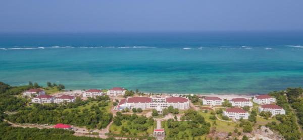 A la foto es mostra l'objecte Shukran Palace situat a la ciutat de Pingwe.