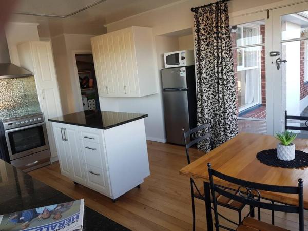 A la foto es mostra l'objecte Handy Location - 3brd home! situat a la ciutat de Timaru.