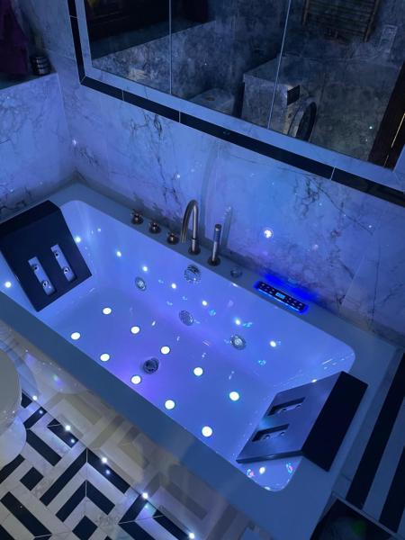 Na zdjęciu widoczny jest obiekt Podniebny Apartament Toruń położony w mieście Toruń.