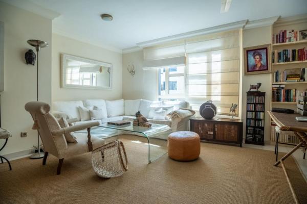 A la foto es mostra l'objecte Residencial Anaga situat a la ciutat de Los Campitos.
