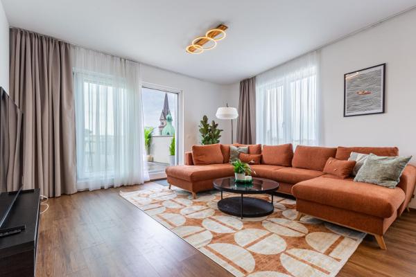 New Penthouse w double parking, panoramic balcony, Budapest