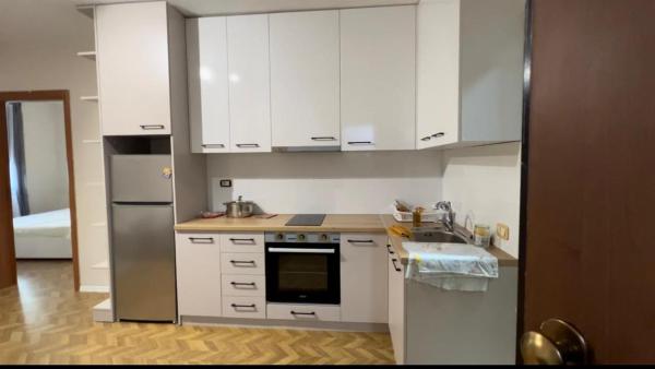 På bildet vises objektet Apartment, Golem,Durres som ligger i byen Golem.