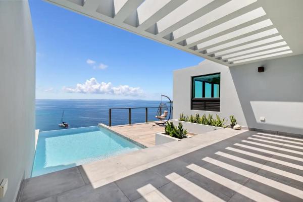 På billedet ses objektet Seaside villa with the most stunning ocean view! beliggende i byen Culebra.