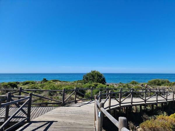Apartamento Duplex Playa De Artola-baja-marbella - Marbella