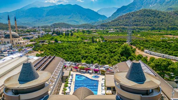 Kuvassa näkyy kohde Viking Star Hotel, joka sijaitsee kaupungissa Kemer.