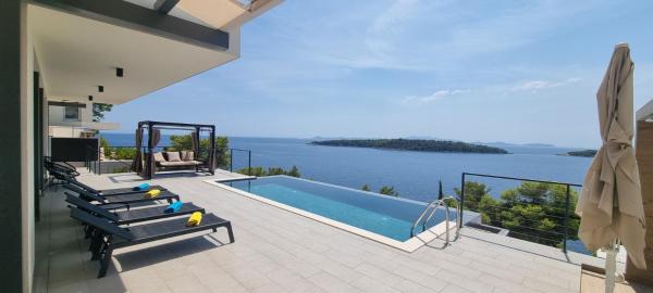 Na fotografii je vidět objekt Villa Evia - Adriatic Luxury Villas nacházející se ve městě Blato.